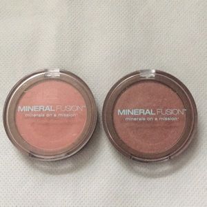 Mineral fusion blushes